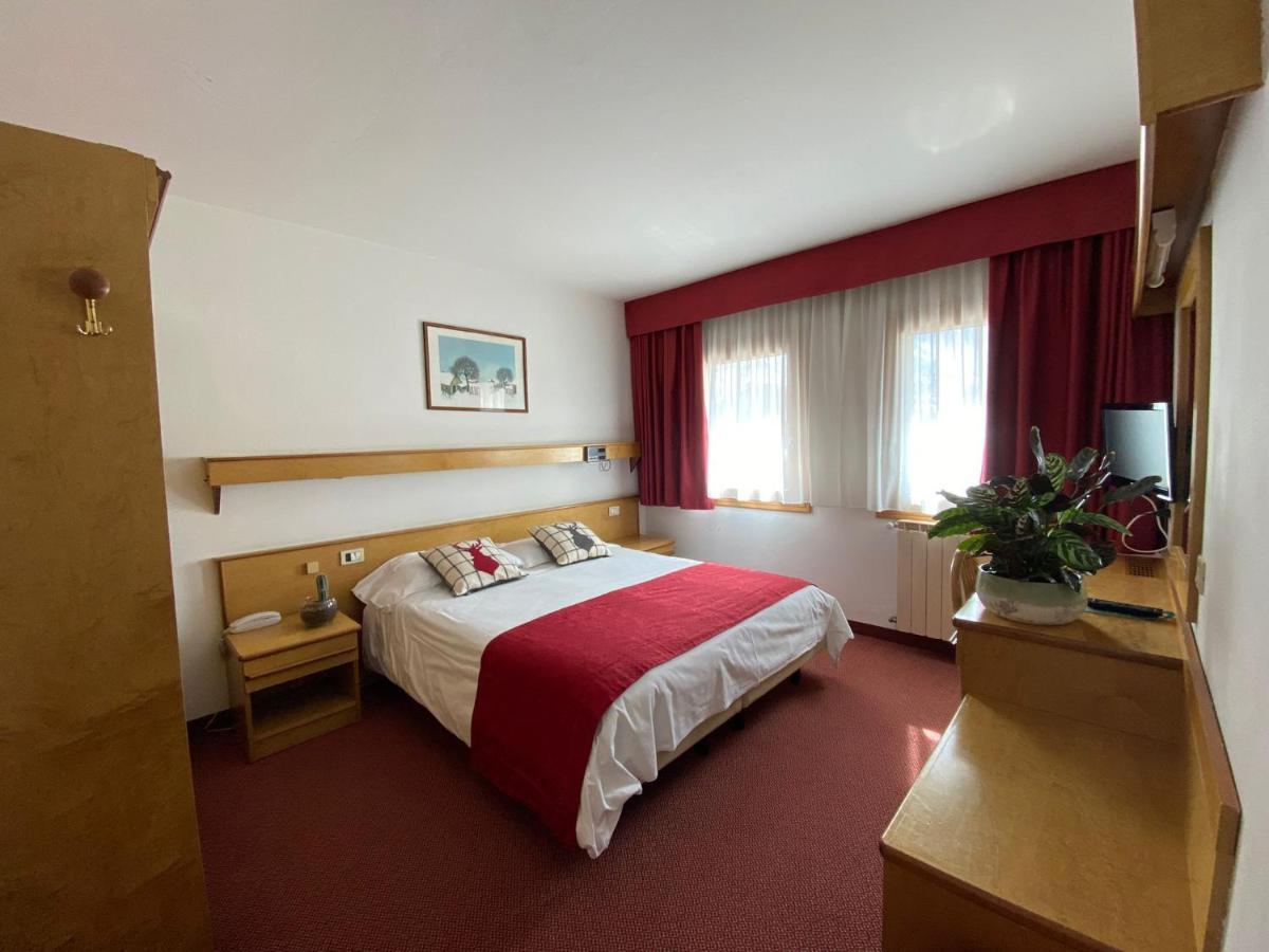 Grand Hotel Miramonti Passo del Tonale Quarto foto